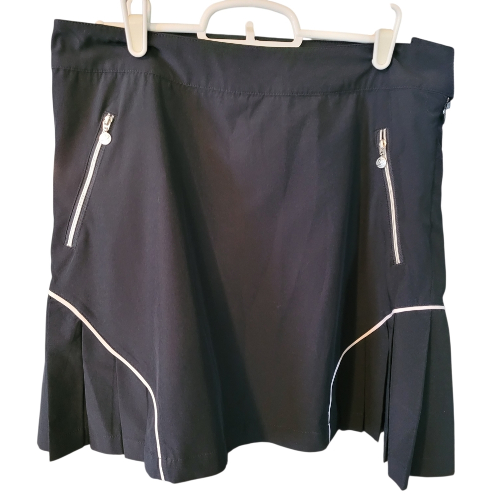 Daily Sports Born In Sweden pleated athletic skort - 8.        F57